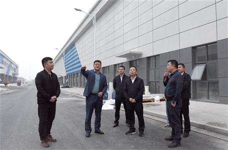 覃振華到江蘇、安徽兩地調(diào)研市場(chǎng)經(jīng)營(yíng)